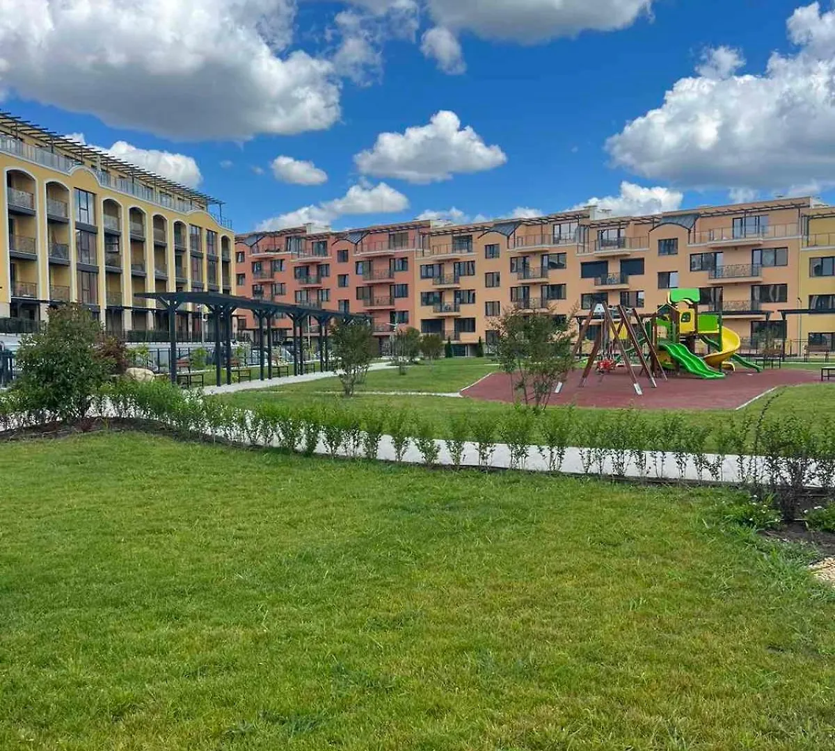 Bella Green Breeze - Free Parking By Rv Apartments Warna